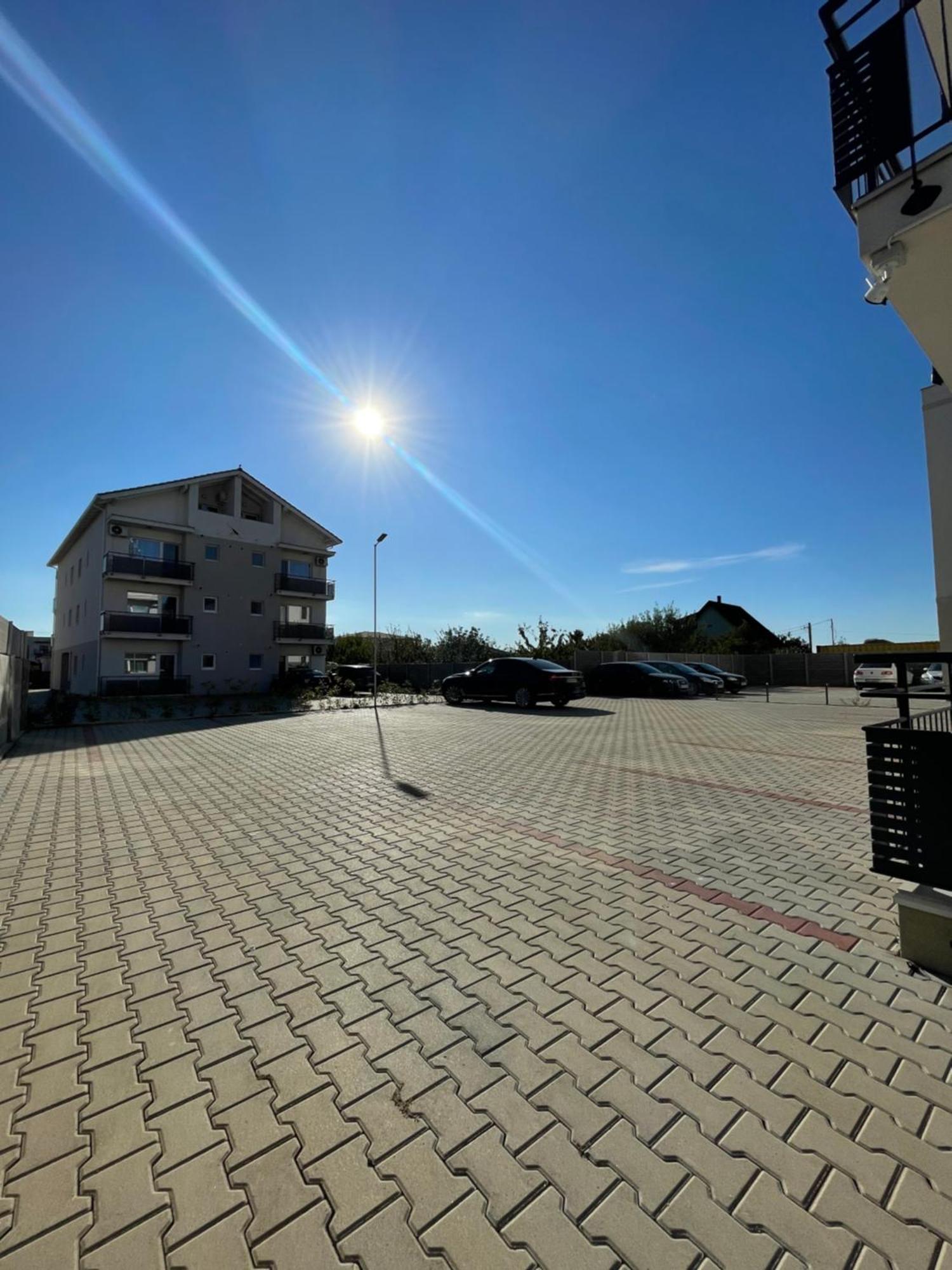 Comfort & Luxury Apartaments Pnmresidence Тимишоара Екстериор снимка